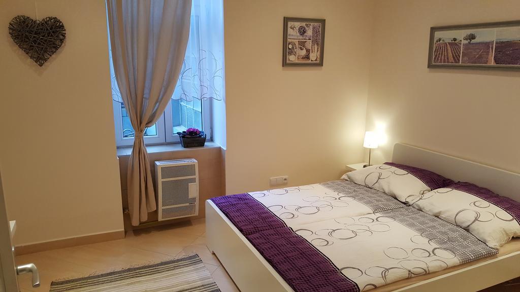 Apartament Hugo *